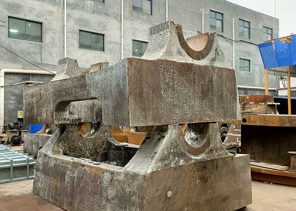 知識篇：大型鑄鋼件廠家對大型鑄鋼件的鑄造廢砂處理辦法是？
